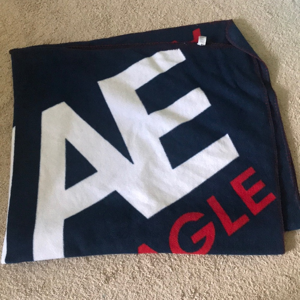 American Eagle fleece blanket